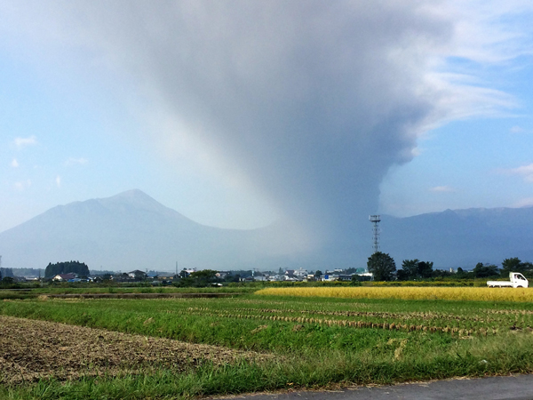 新燃岳の噴火