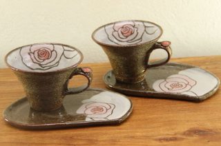 陶芸作家のご夫婦 が作る陶器のコーヒーカップで至福の一杯をどうぞ