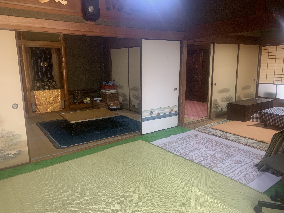 A05-13 室内の写真