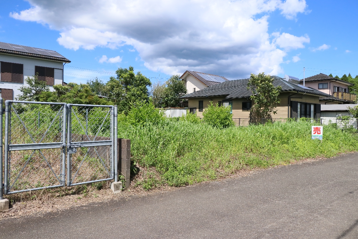 A06-01 土地・空き地の全景写真1