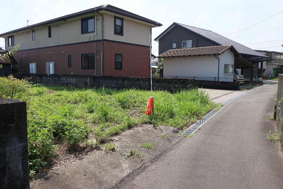 A06-05 土地・空き地の全景写真3