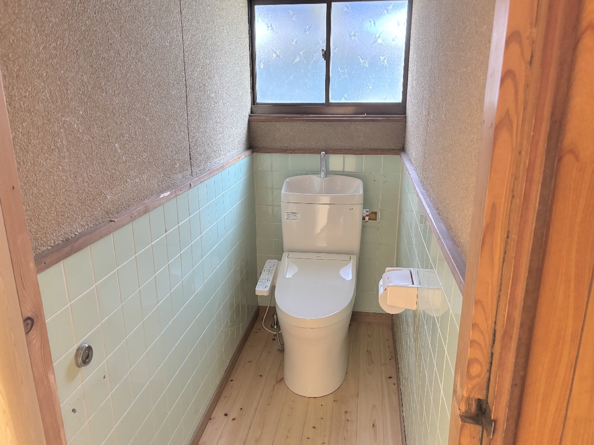 A06-12 トイレの写真