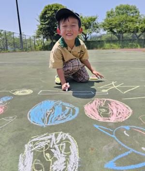 チョークで絵も描き放題