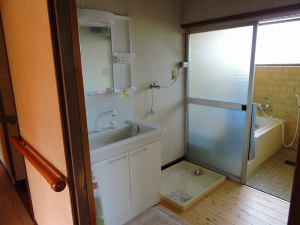 ２階風呂場・洗面所